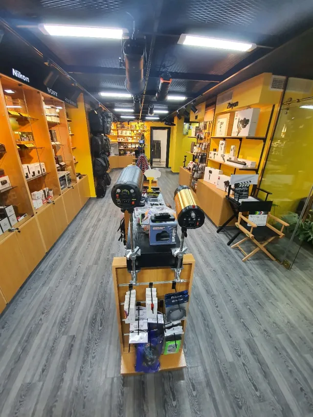 YouCam & Accessories 7