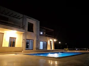 فبلا مودرن حديثة البناء 11