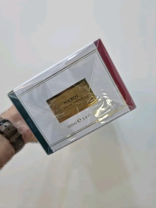 petra perfume 14