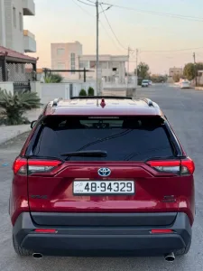 تويوتا راف 4 للبيع 8