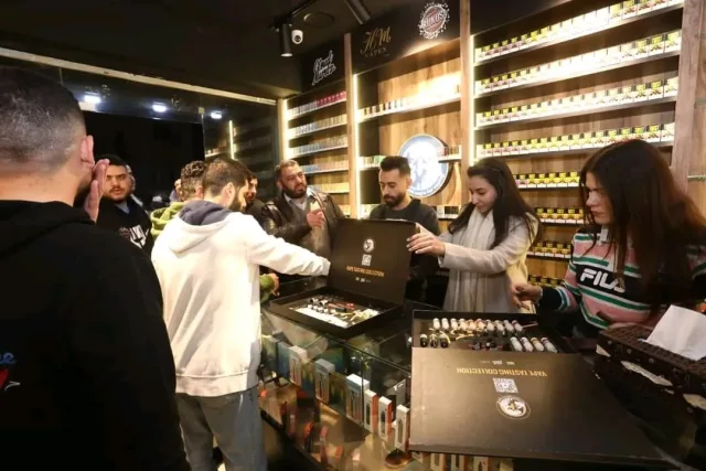 Flame 'n Vape City 3