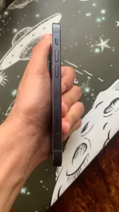 آيفون 12 ميني 6