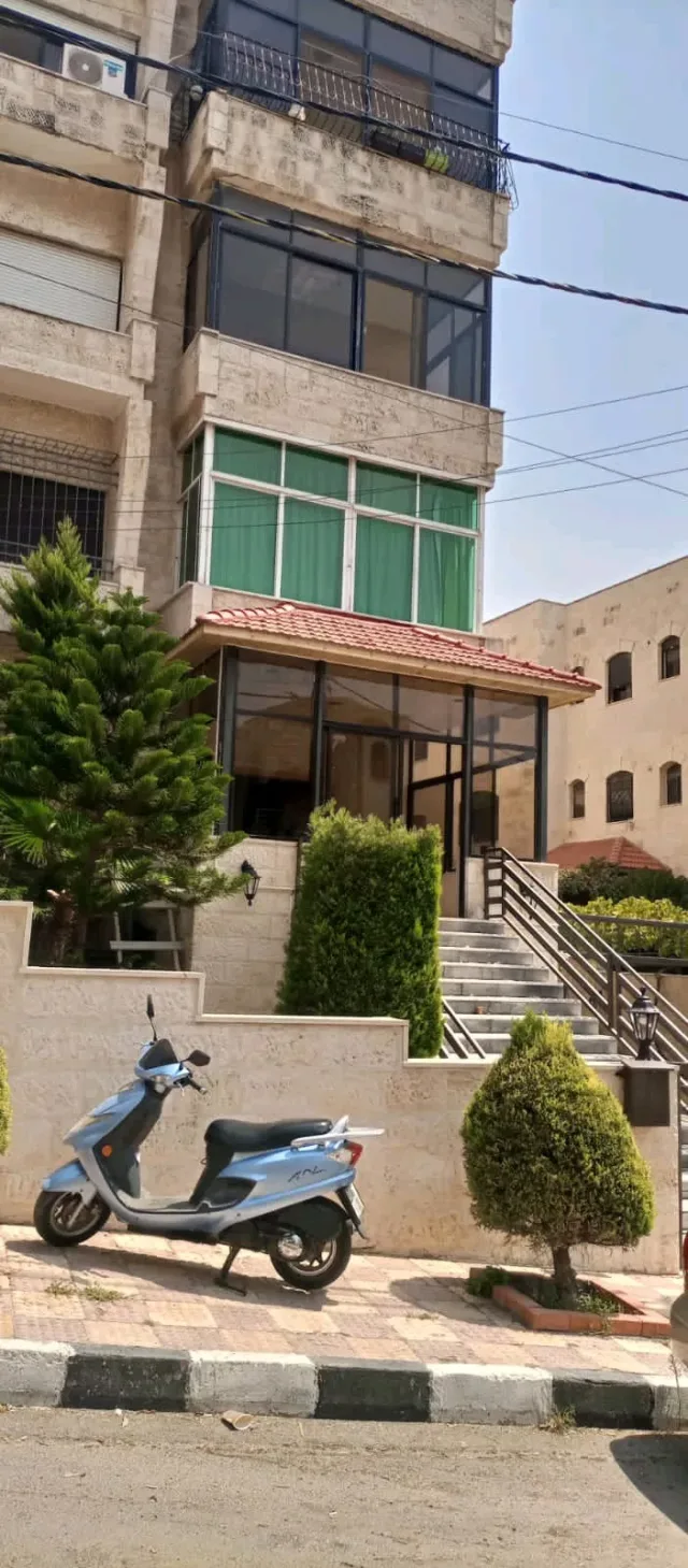 نبيل للكرميد والديكور والحداده 3