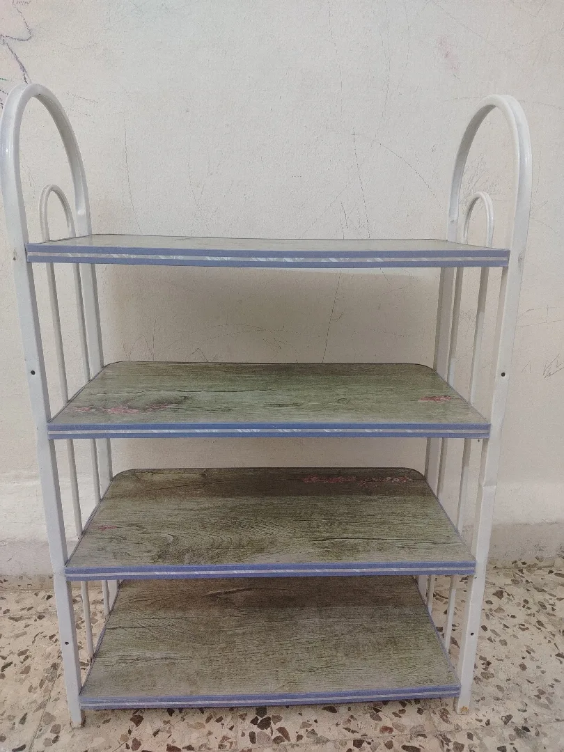رفوف احذيه