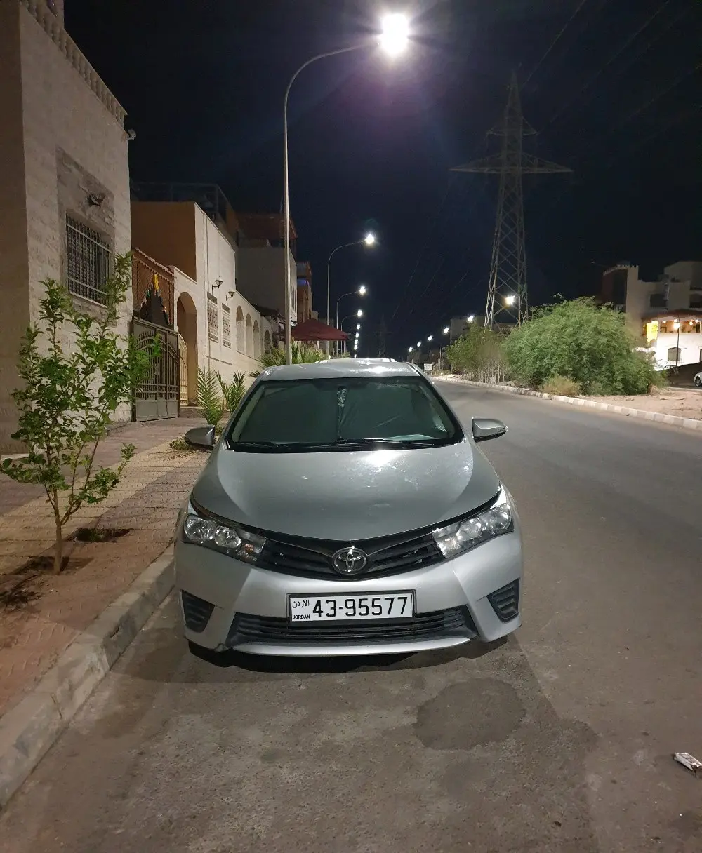 تويوتا كورولا ٢٠١٤ للبيع