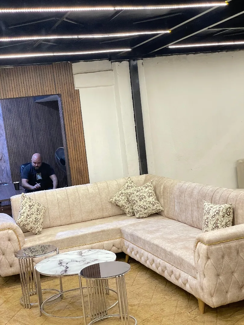 طقم كورنر ( الكاجو) خشب الاتيه وسويد بالكامل 🛋️سفنج دانلوب نخب اول 🛋️قماش تركي مبز