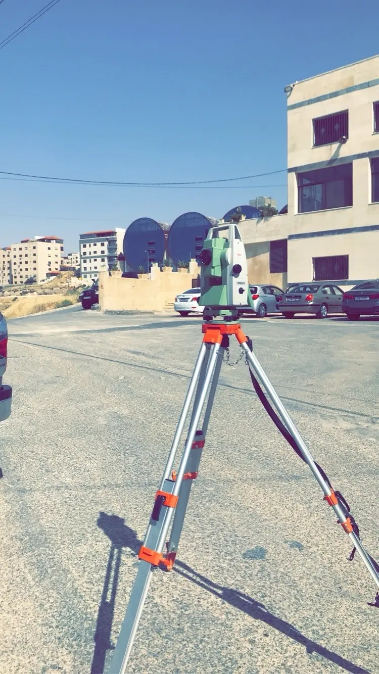 مكتب عبر المملكة للمساحة / مساح مرخص