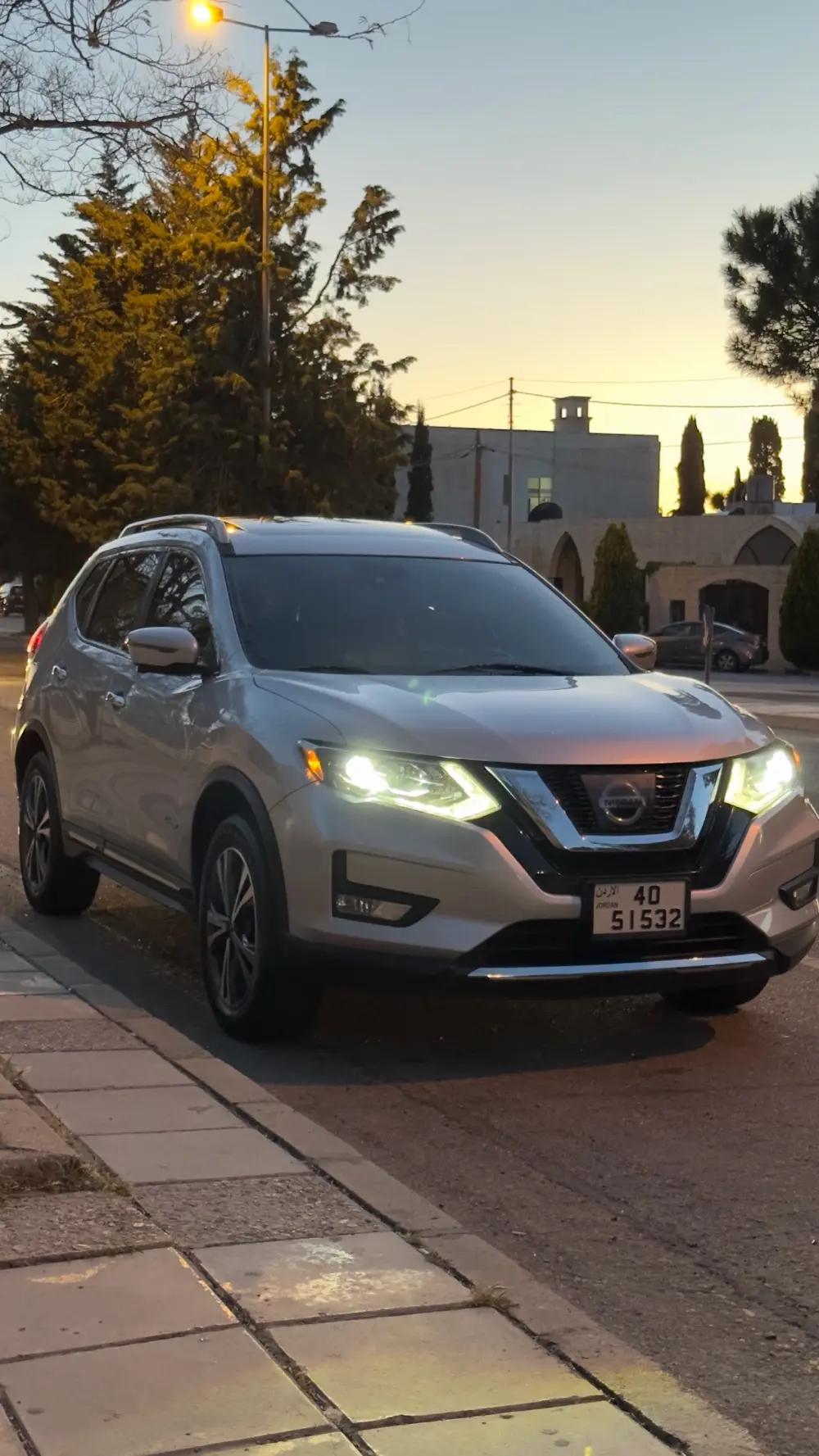 نيسان روج هايبرد 2017 للبيع بسعر مغري جداً !!!