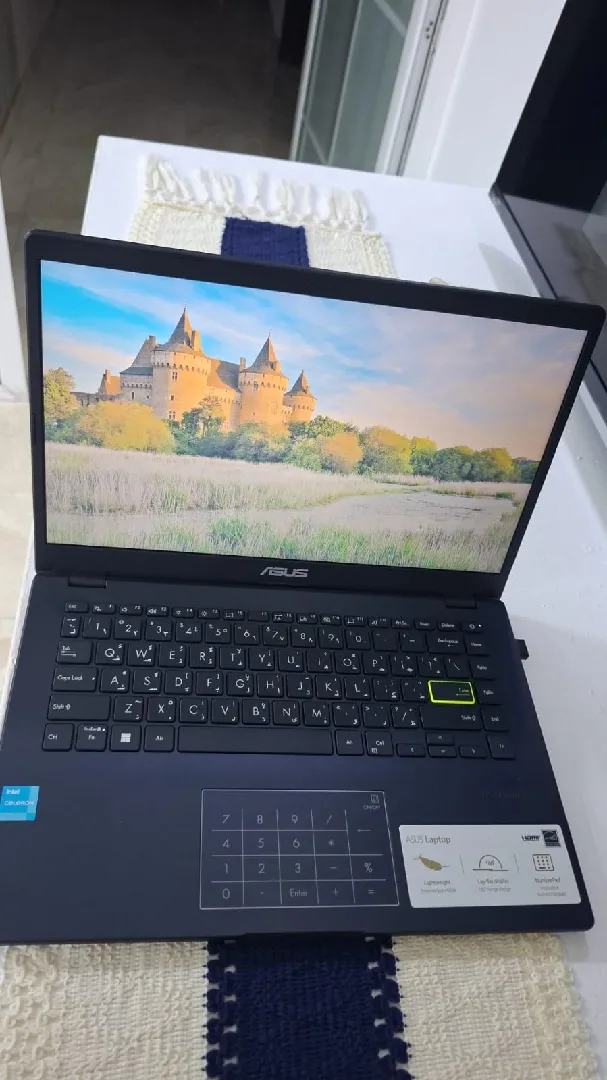 لابتوب للبيع