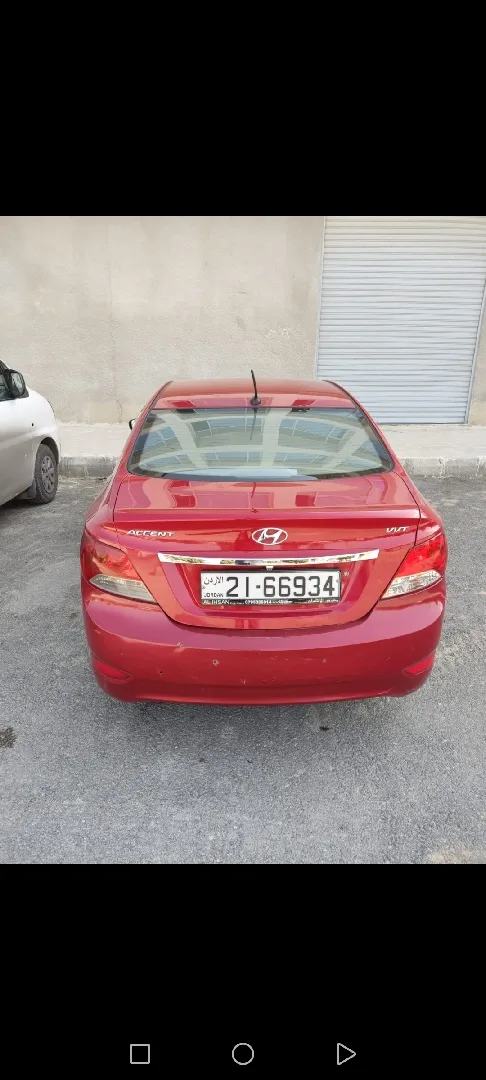 هونداي آكسنت 2012