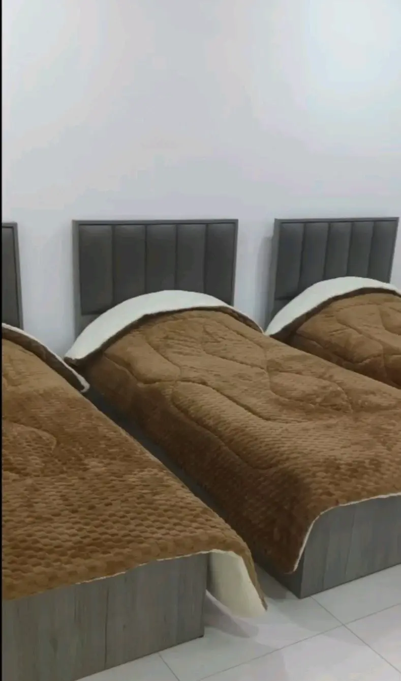 شقة مفروشة ديلوكس للايجار من المالك مباشرة الجاردنز خلف سيفوى شميساني