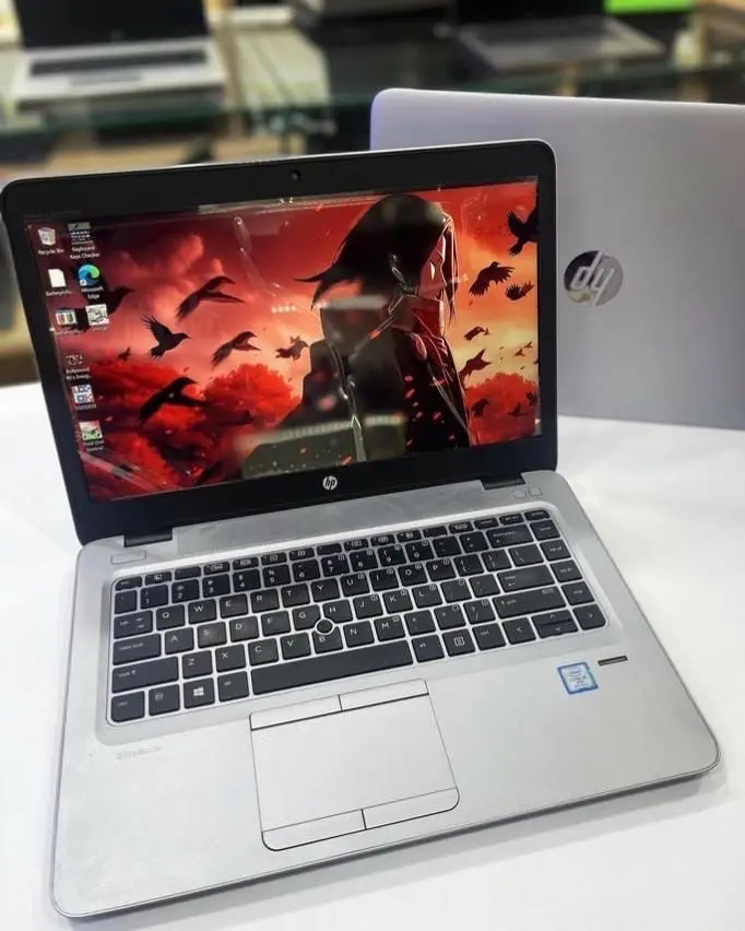 لابتوب hp أعلى فئة وكالة كأنه هسا طالع من المصنع وبسعر خيالييي