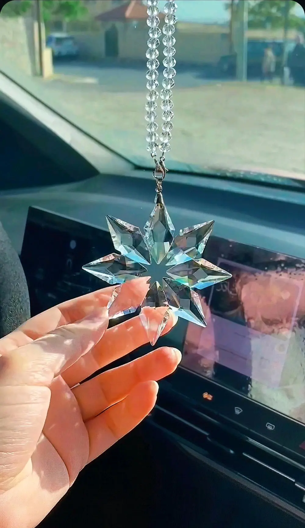 شكل ندفة الثلج ❄️تصميم جديد جذاب من الكريستال الرائع يضيف جمال لزينة سيارتك 😍