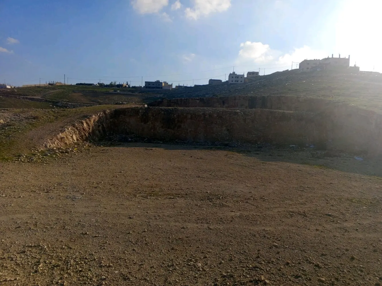 قطع اراضي للبيع مساحة 500 متر قوشان لكل قطعة