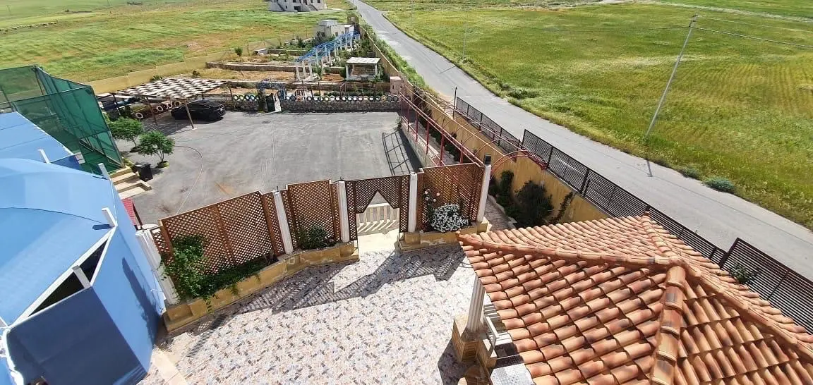 مزرعة للبيع طريق المطار