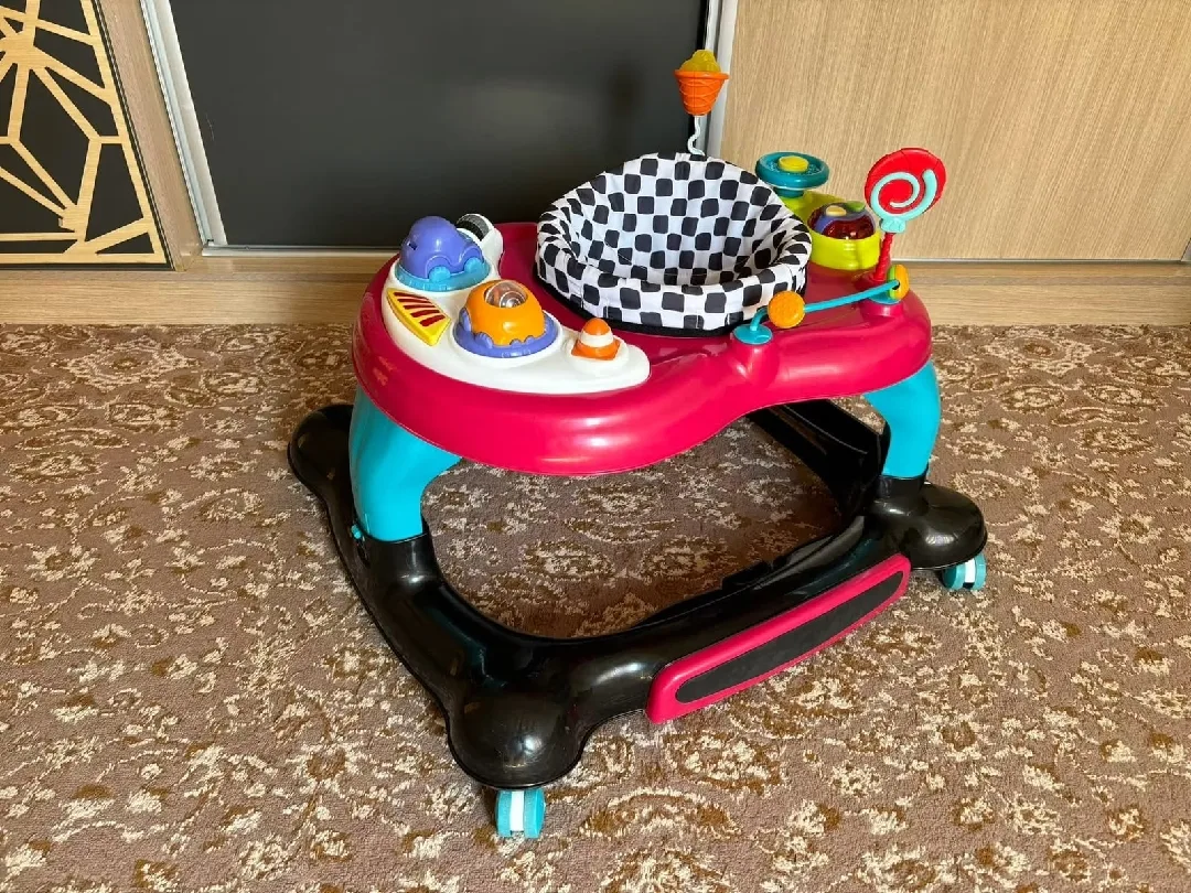 عرباية ( مشّاية) أطفال