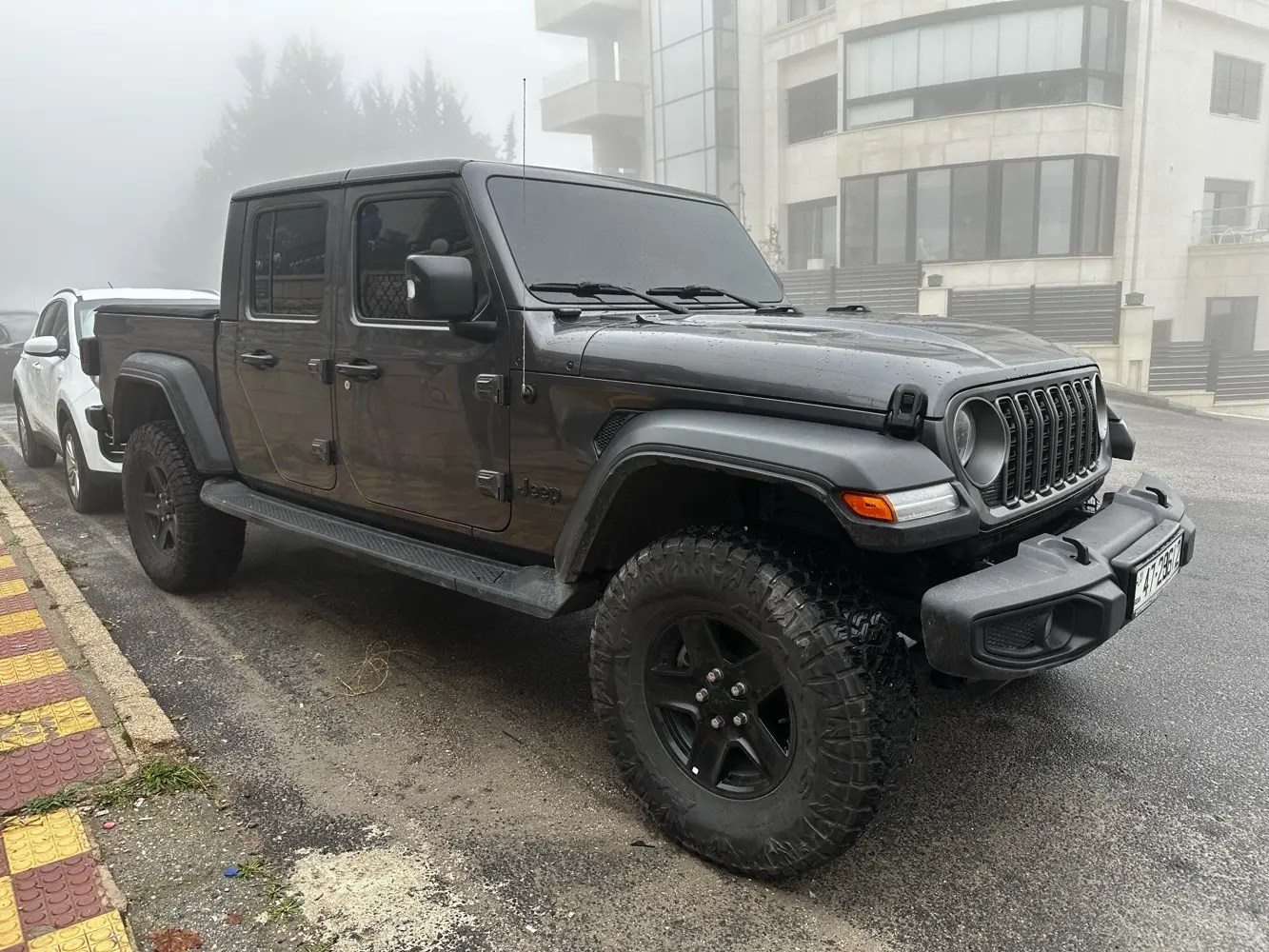 jeep gladioutor sport 2021