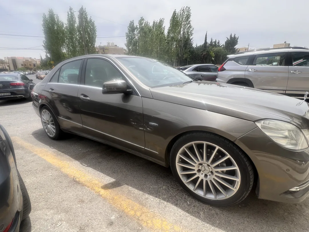 Mercedes E200 2011 Avantgarde
