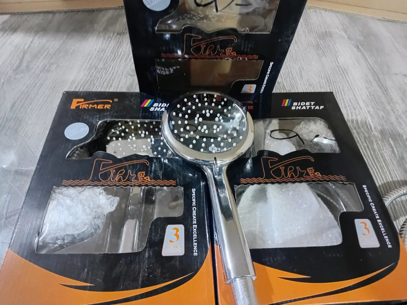 دوش مع بربيش