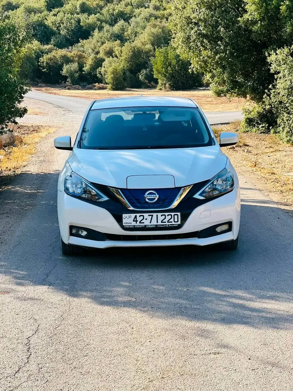 نيسان سلفي كهرباء فحص كامل بتمشي 300 كيلو بشحنه