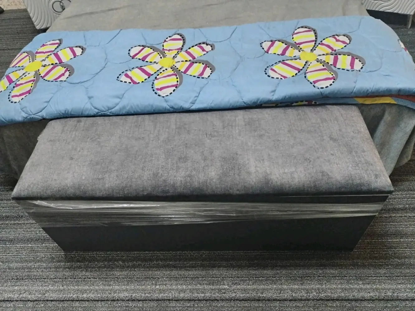 غرفة نوم جديدة غير مستعملة نهائياً