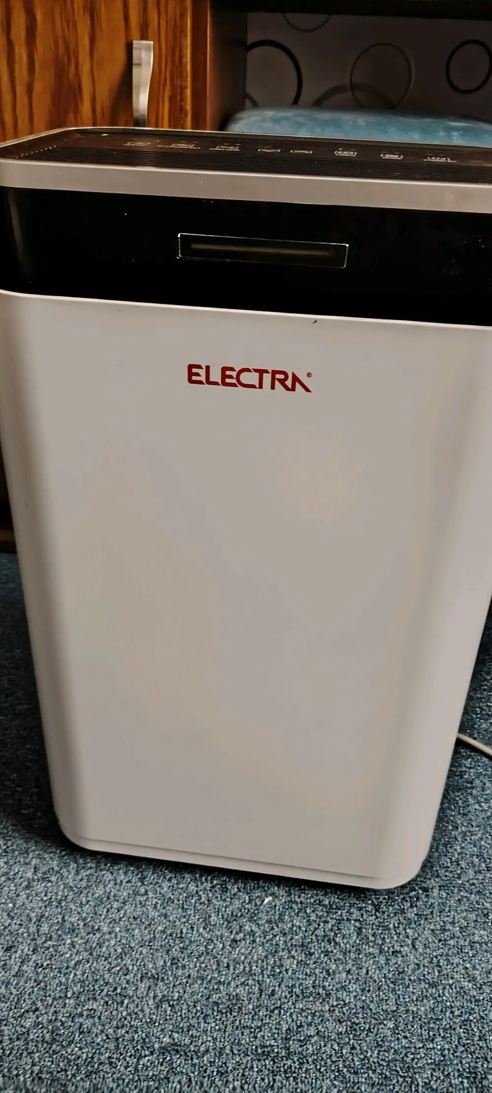 جهاز سحب الرطوبه والروائح