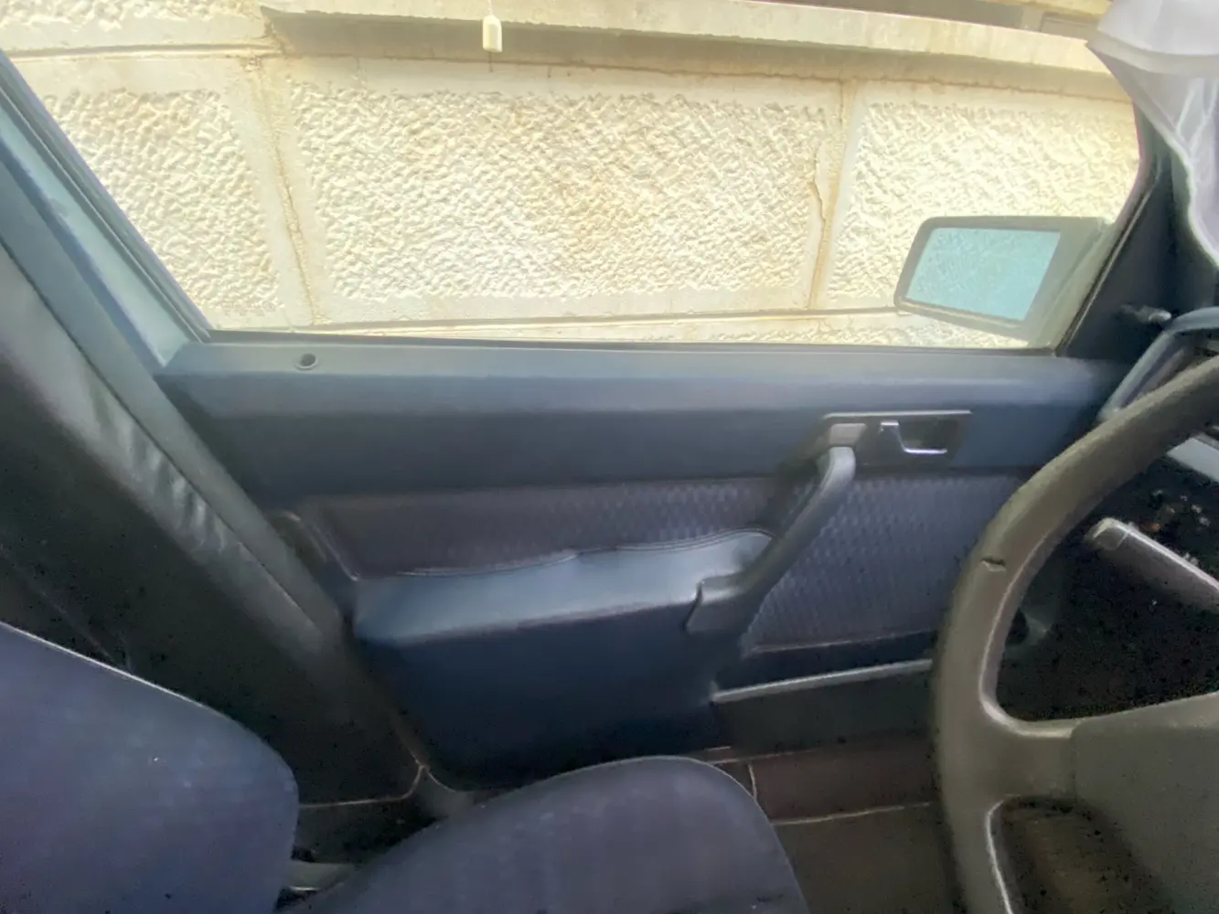 مرسيدس ١٩٠ موديل ٨٥