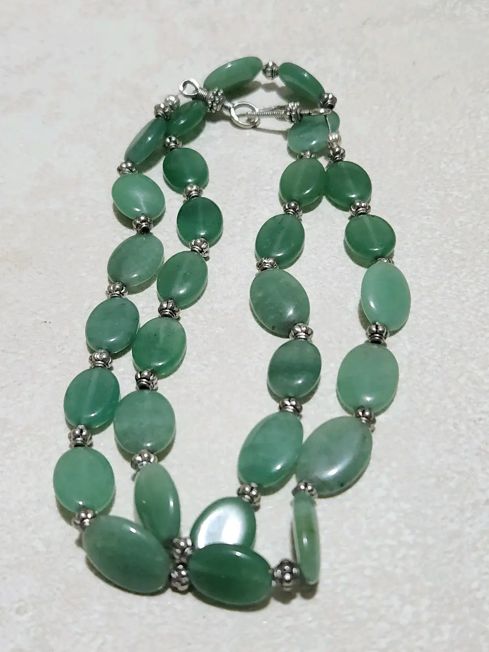 قلادة أفينتورين خضراء