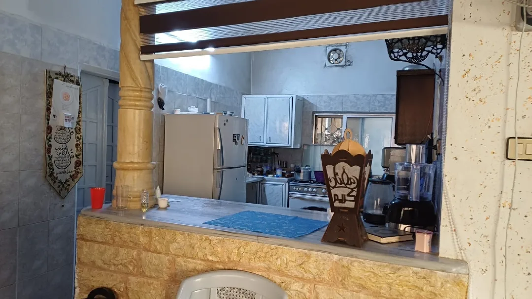 شقتين طابق أرضي لقطة نظاف