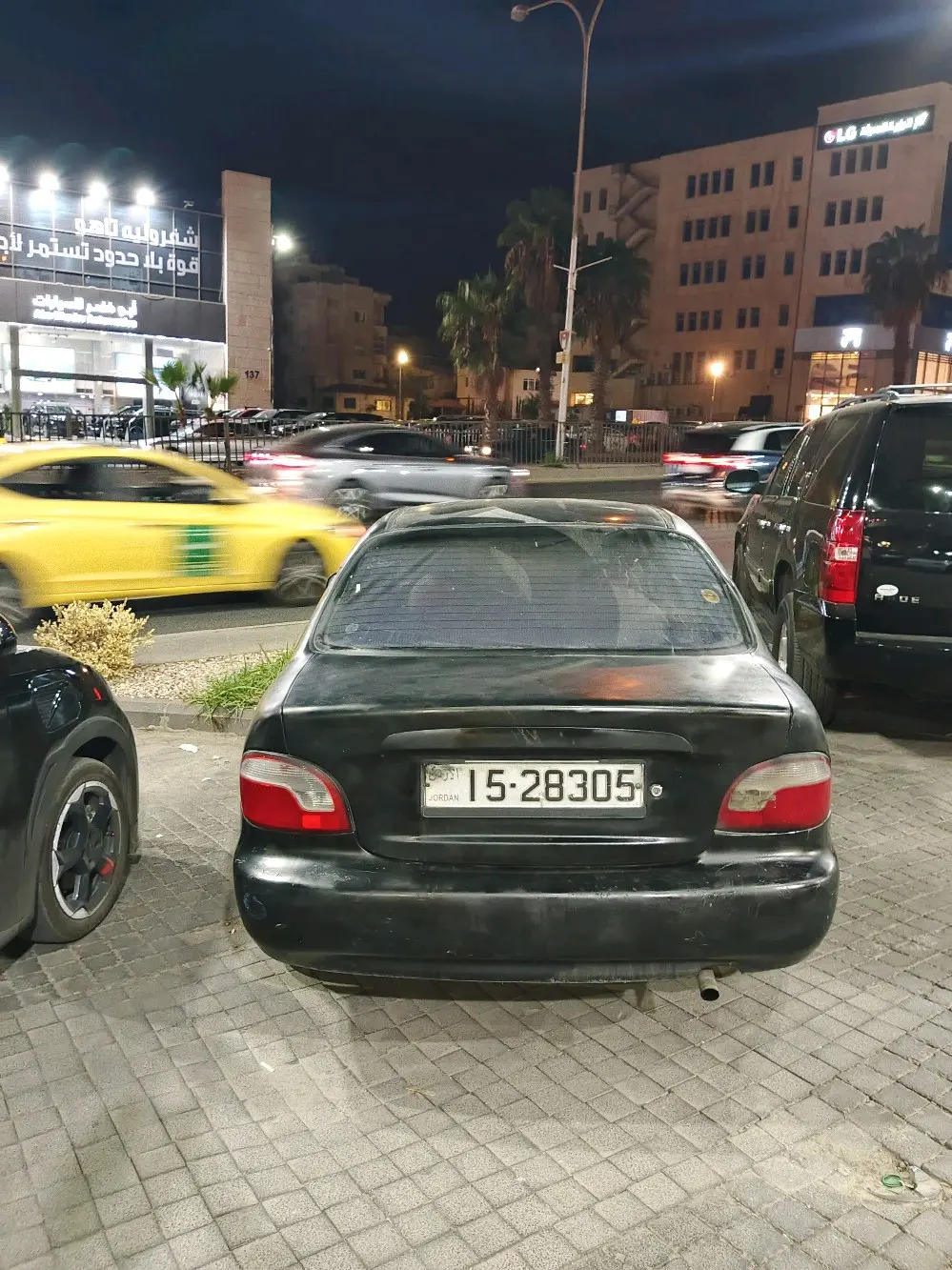 سيارة هونداي اكسنت موديل ٩٩ بحالة جيدة جدا غير مرخصة