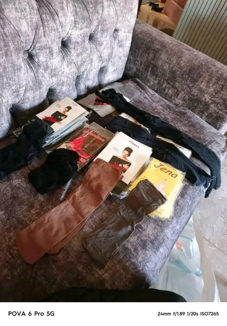 جرابات وكيلونات