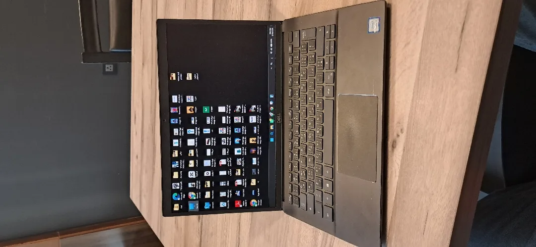 لابتوب Dell core i7 بحالة ممتازة بسعر 170 دينار