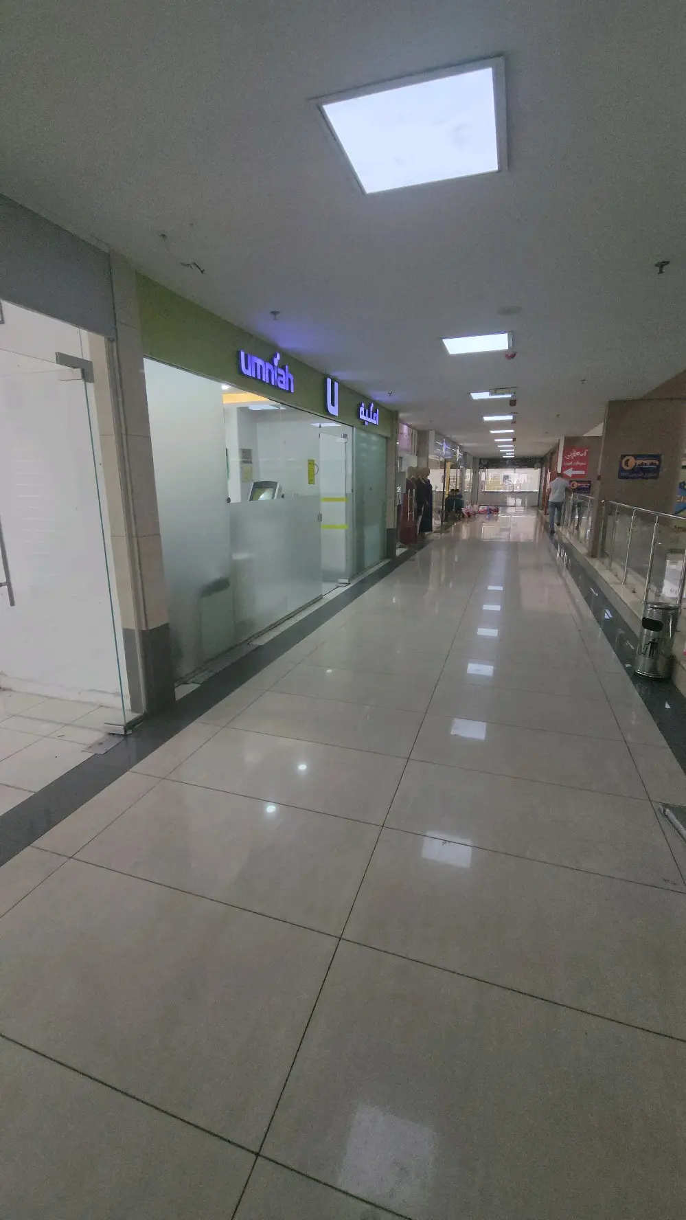 محل بموقع مميز ملاصق لأمنية وهايبرماكس