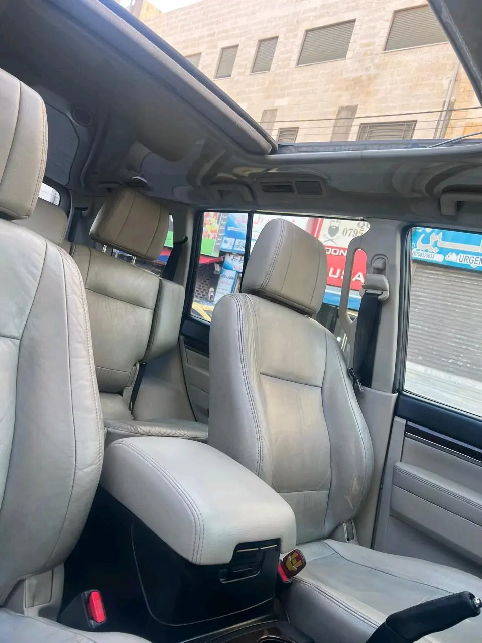 للبيع ميتسوبيشي باجيرو موديل 2011 فل كامب وفحص كامل