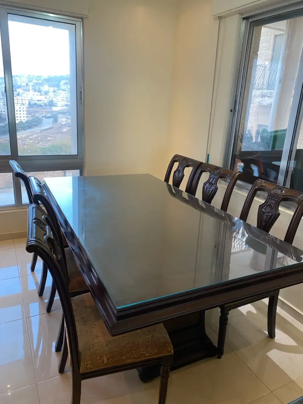 غرفة سفرة مع فضية و دونسوار 3 قطع