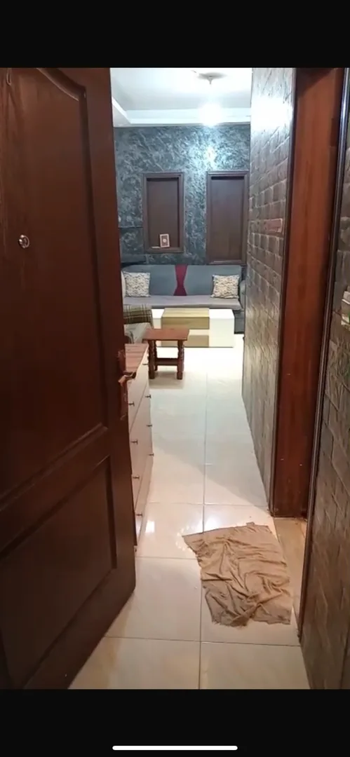 شقه استثماريه مقسمه الى ثلاث استديوهات