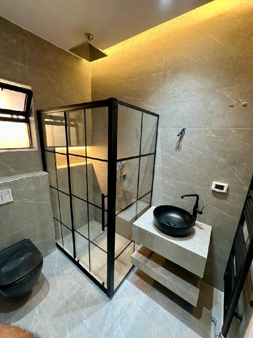 gallery 14