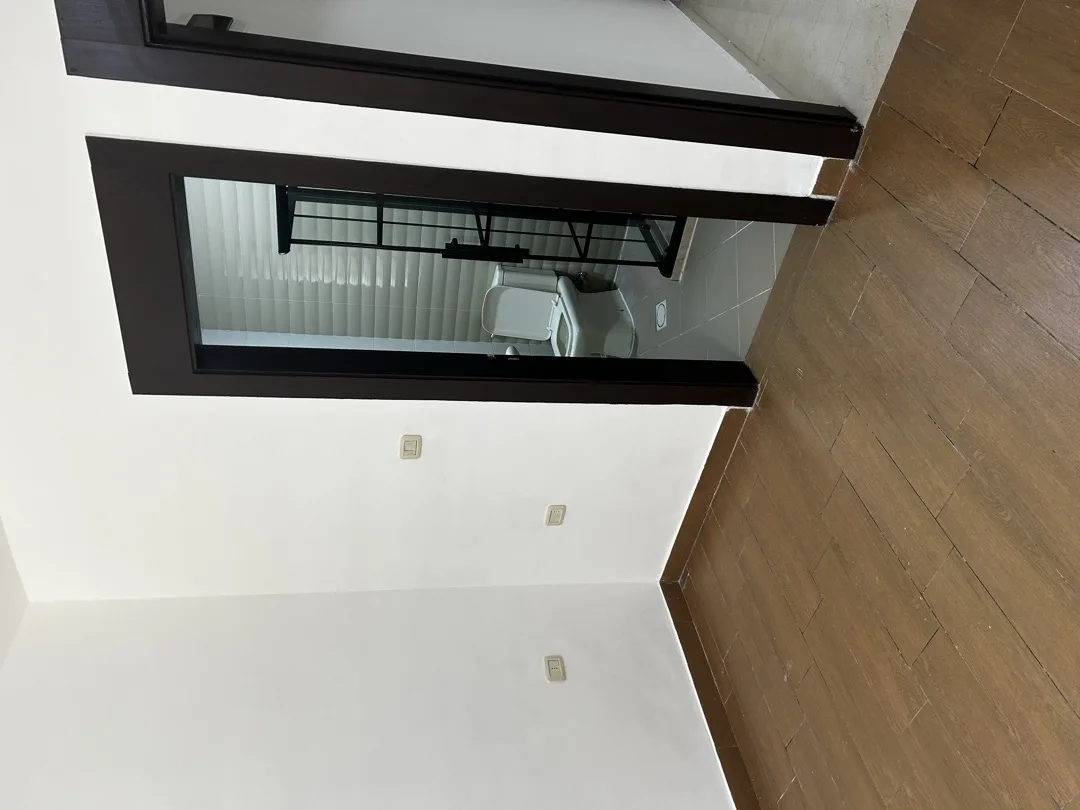 gallery 8