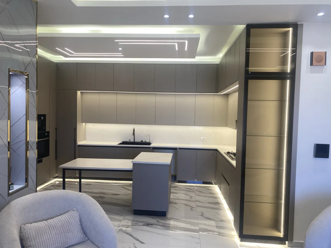 gallery 11