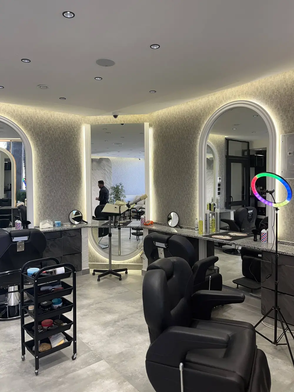 صالون النحات