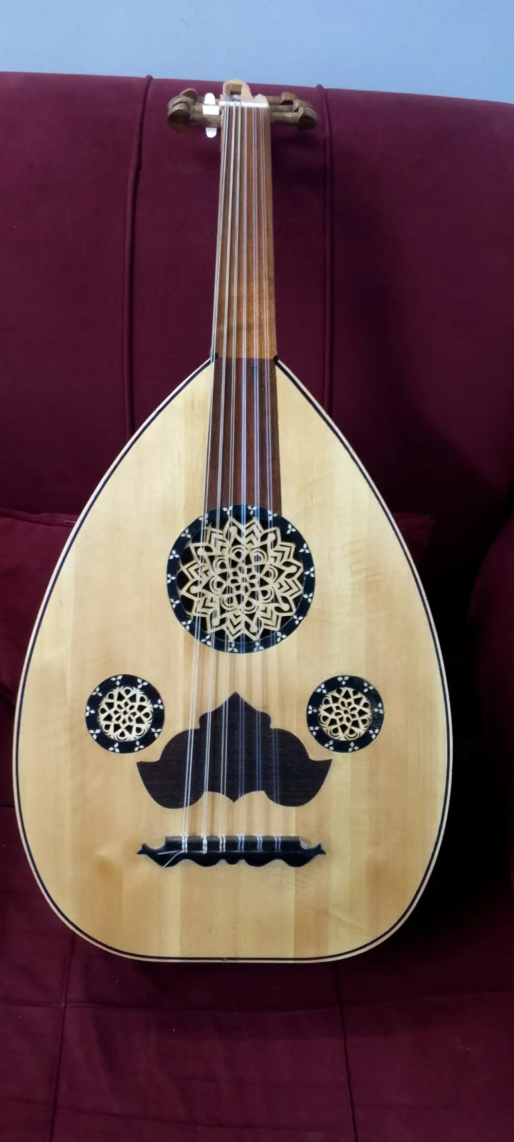 ألات موسيقيه للعازفين و المبتدئين بأسعار مناسبة جدا جدا