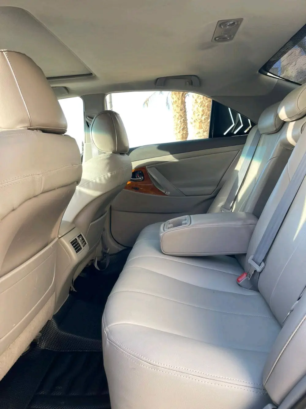 🔹 الموديل: 2009🔹 المحرك: 2400 CC – قوي واقتصادي🔹 ناقل الحركة: أوتوماتيك