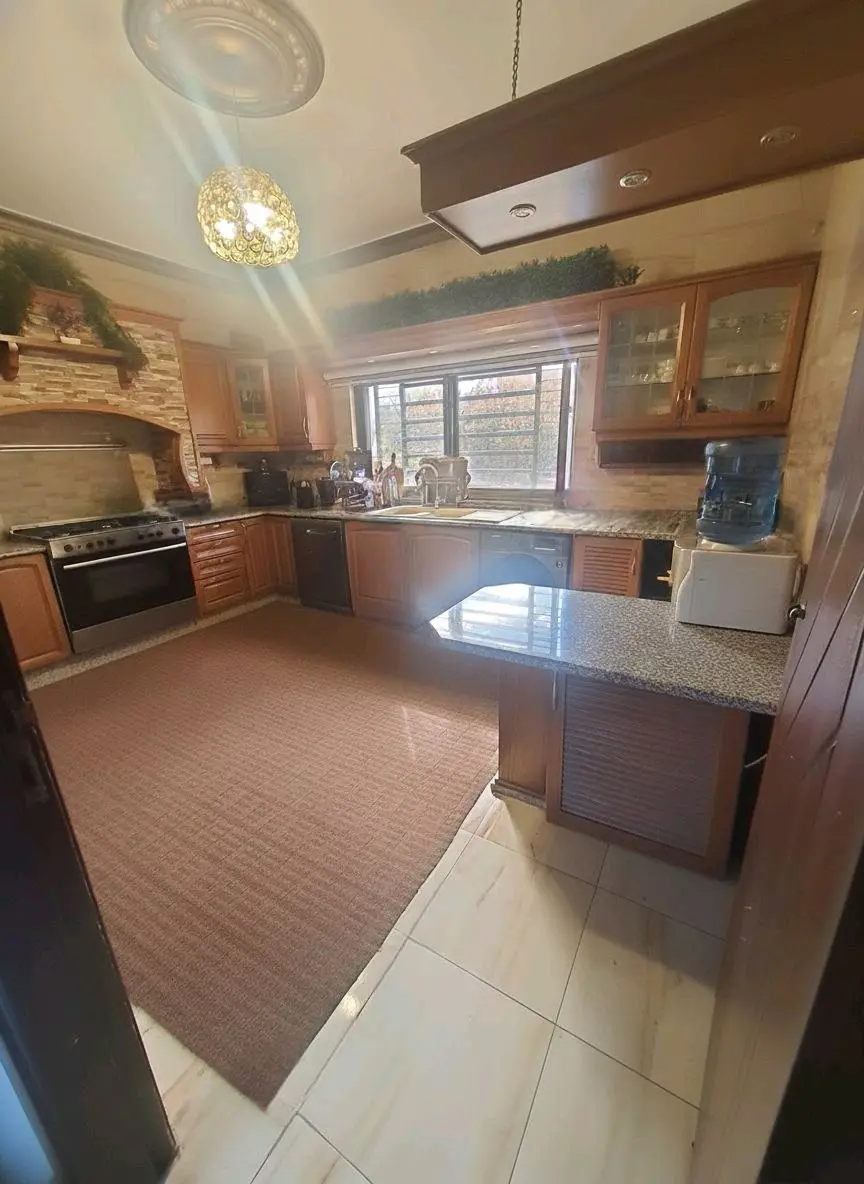 شقة ارضية للبيع في المقابلين