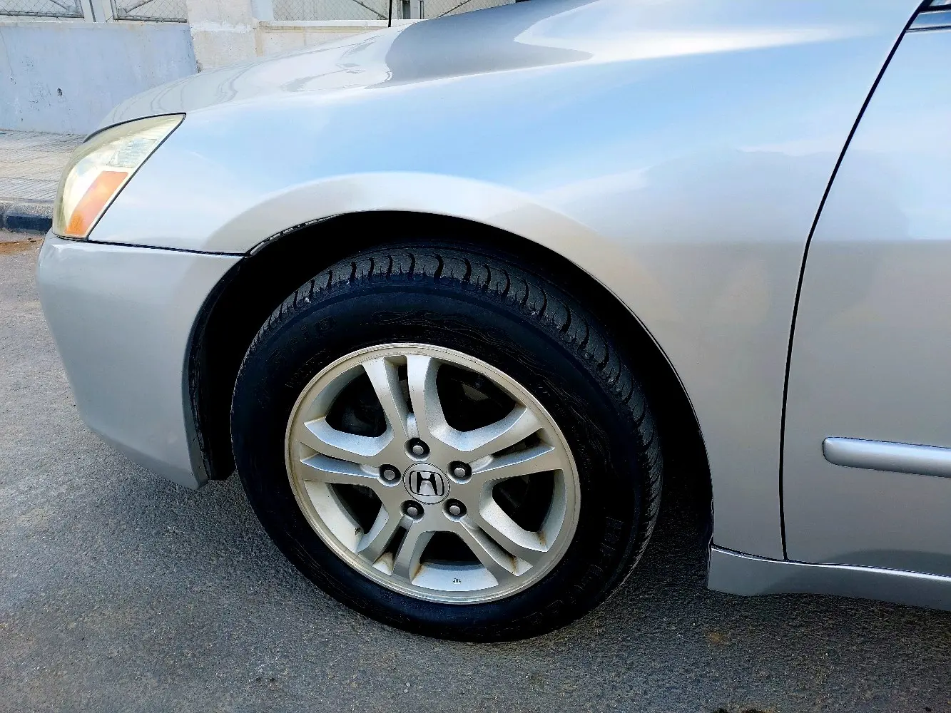 هوندا أكورد 2007 مميزه