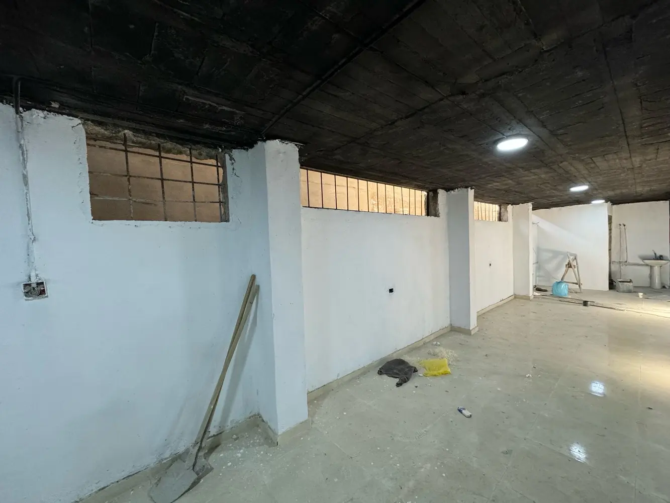 تسوية مساحة 400 متر مفتوحة /  شارع اربد الحصن الرئيسي