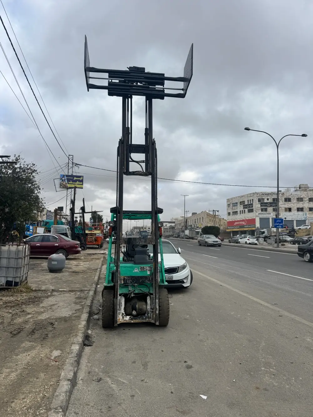 رافعات شوكيه و سيزرلفت