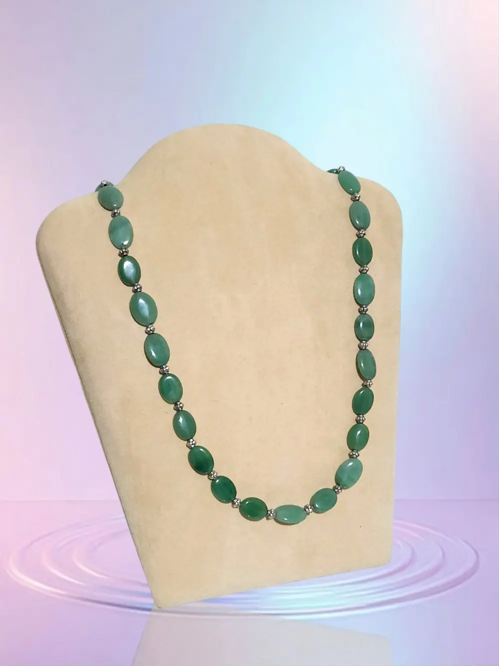 قلادة أفينتورين خضراء