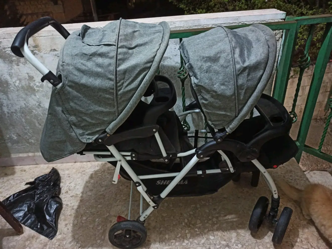 عرباية توأم للبيع بحالة ممتازة ذات جودة عالية ومتانة