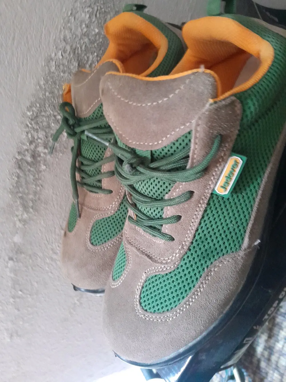 حذاء سيفتي عدد ٣ النمر  42/43/43