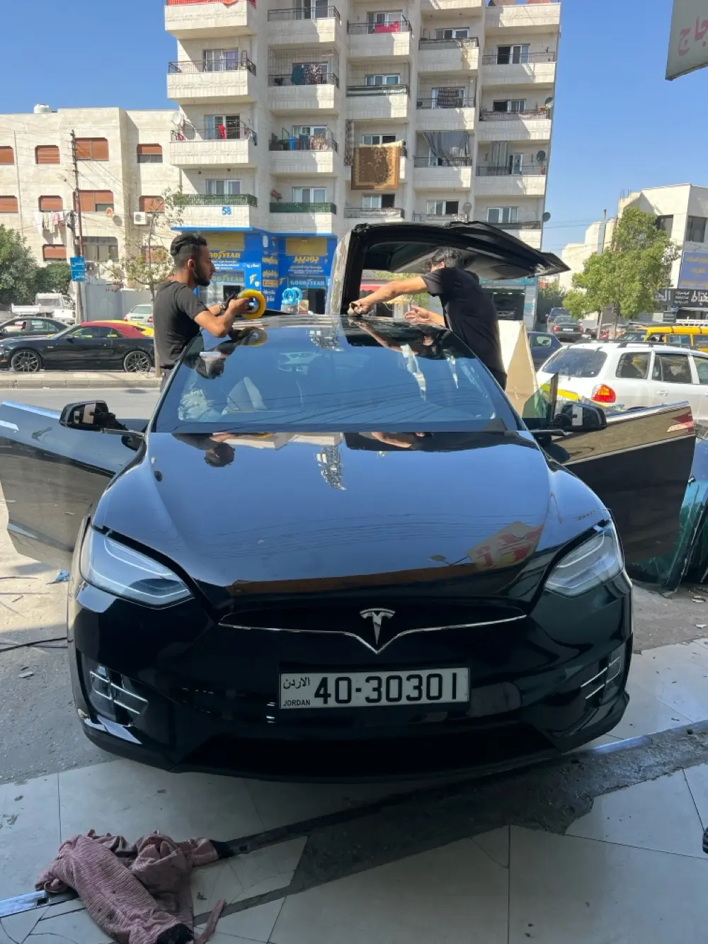 زجاج سيارات